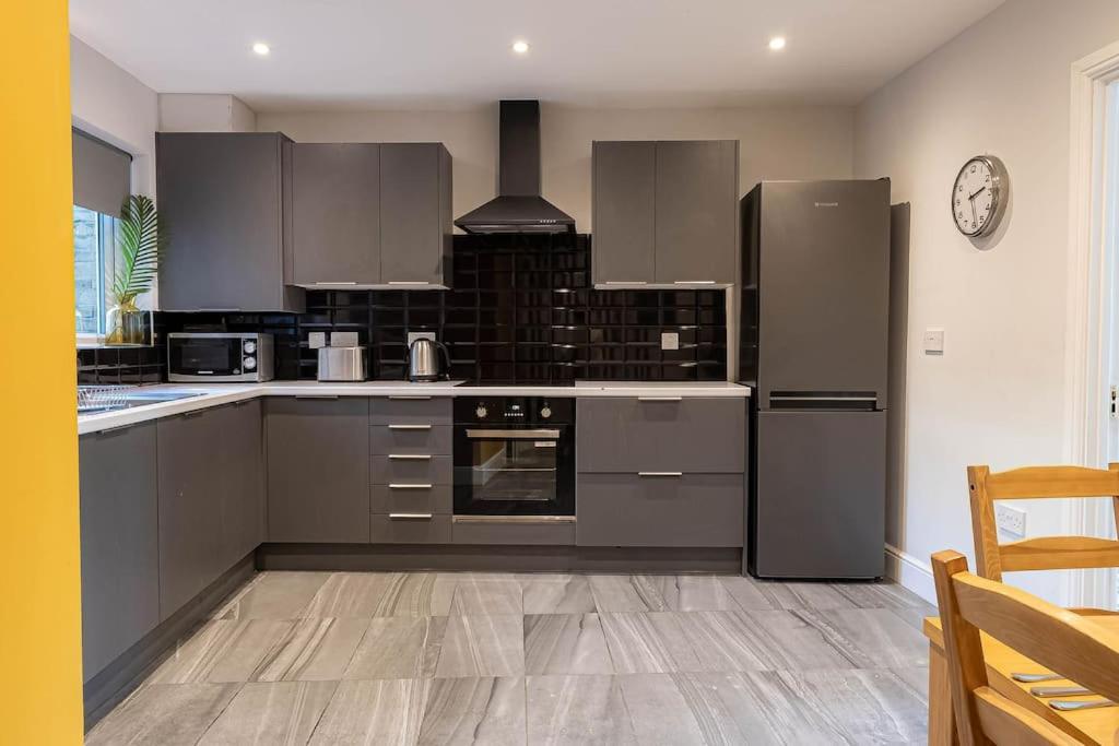 Charming Chalk Farm Properties Londen Buitenkant foto